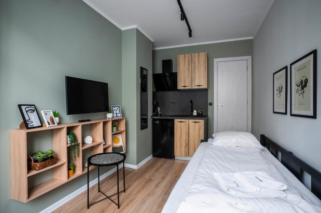 Tom Thumb & Thumbelina ~ 2 Private Rooms In Sofia Center Екстериор снимка